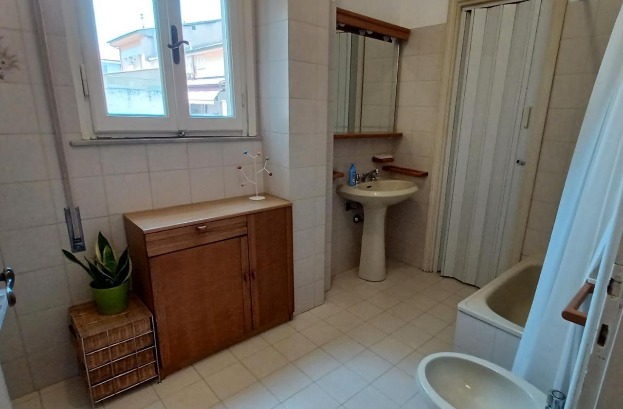 Luminosissimo Appartamento Viareggio Centro Экстерьер фото